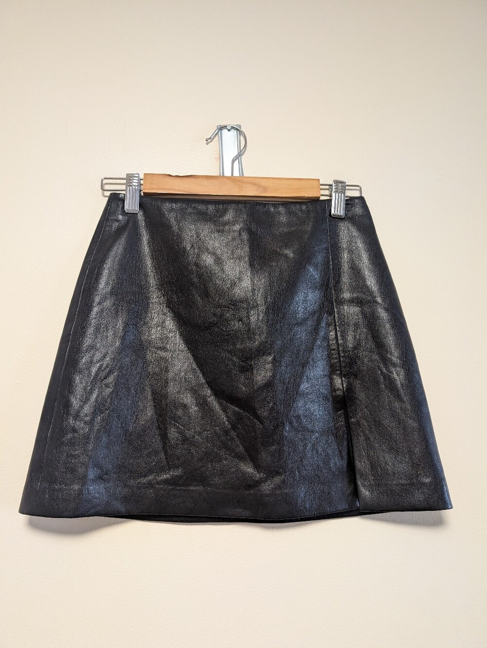 Sunday Best Aritzia Black Vegan Leather Mini Skirt 4 High Rise Thigh Slit A-Line